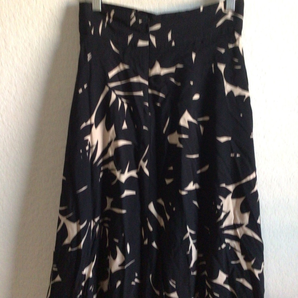 Ann Taylor Tie Waist Black Cream Palm Tree Tropical Classic A-line Midi Skirt 6T - Picture 4 of 12
